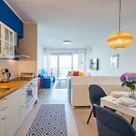 Bltn Panorama Apartment *