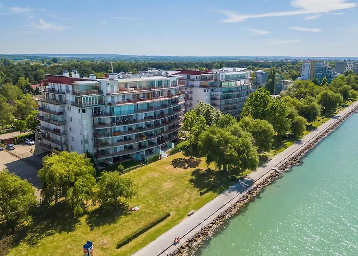 Apartment Bltn Panorama *