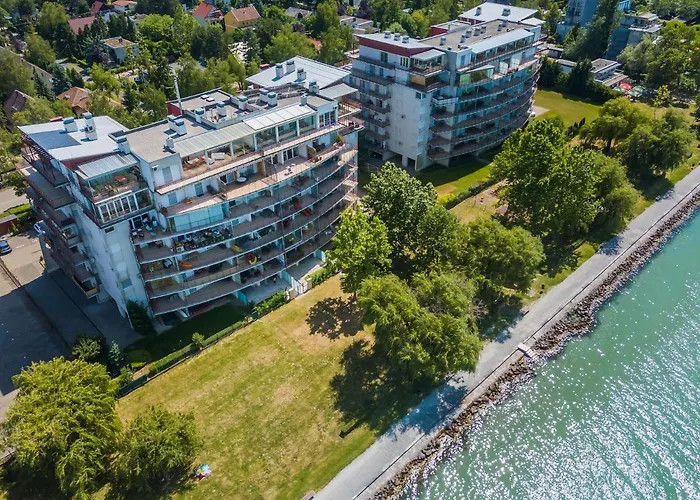 Apartment Bltn Panorama *