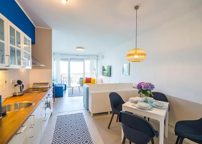 Bltn Panorama Apartment *